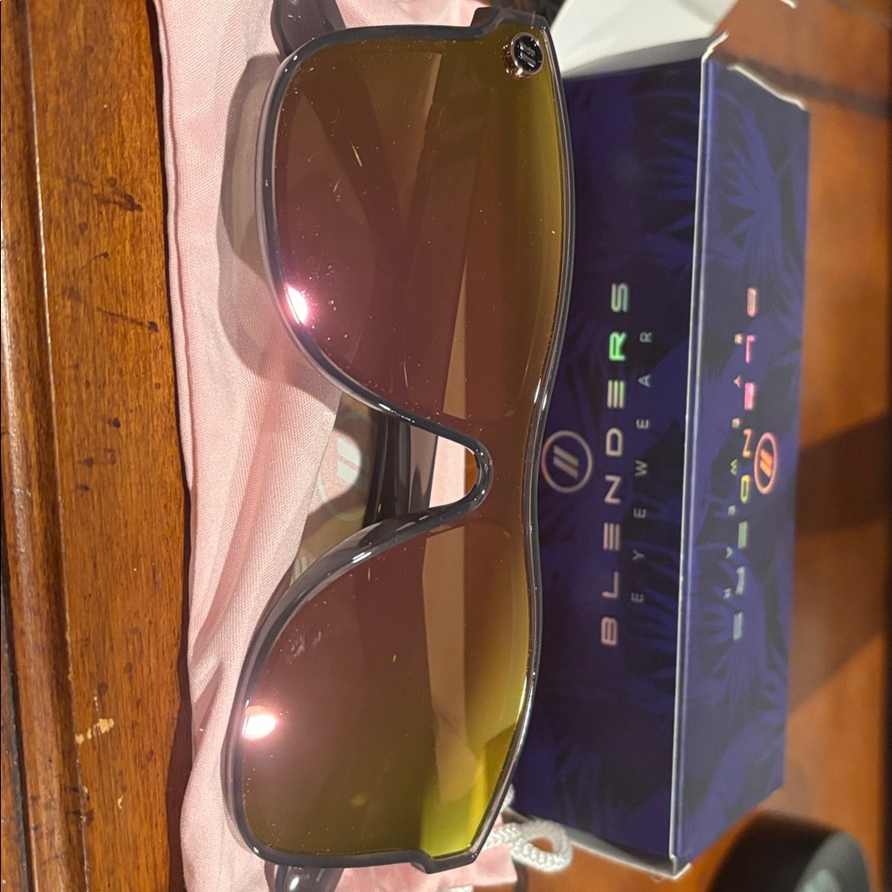 Blenders Eyewear Box